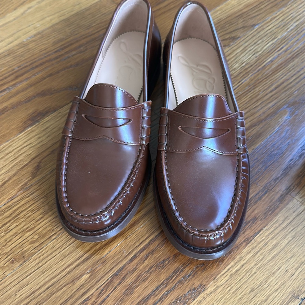 Brand new never worn Brown leather 6.5 jcrew penny loafers